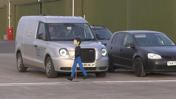 LEVC VN5 Euro NCAP voetganger