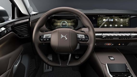 DS N°4 (2025) interieur bruin dashboard