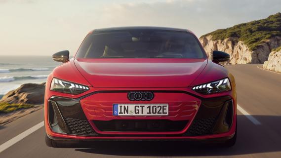 Audi e-tron GT quattro rood (2025) voorkant