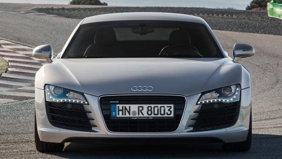 Audi R8 V8 quattro zilvergrijs (2008) voorzijde