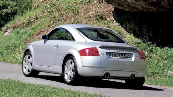 Audi TT 1.8T quattro (8N) grijs (1998) zijkant links achter schuin