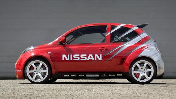Nissan Micra 350 SR (K12) rood zilver (2005) zijkant links