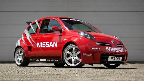 Nissan Micra 350 SR (K12) rood zilver (2005) zijkant rechts schuin voor
