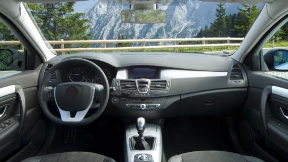 Renault Laguna (X51) interieur