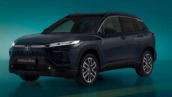 Toyota Corolla Cross Premium (2025) zijkant links schuin voor