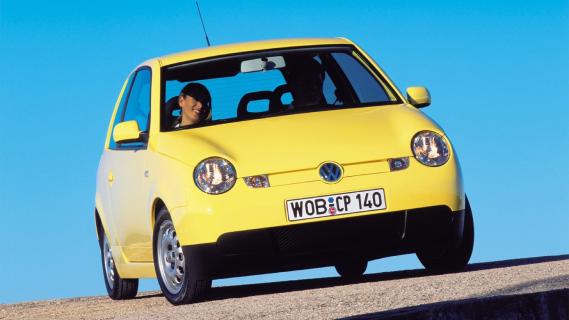 Volkswagen Lupo TDI 3L (1999) geel zijkant rechts schuin voor