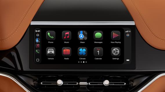 Apple CarPlay iOS 26 (2026) nieuw interface Aston Martin dashboard homescreen