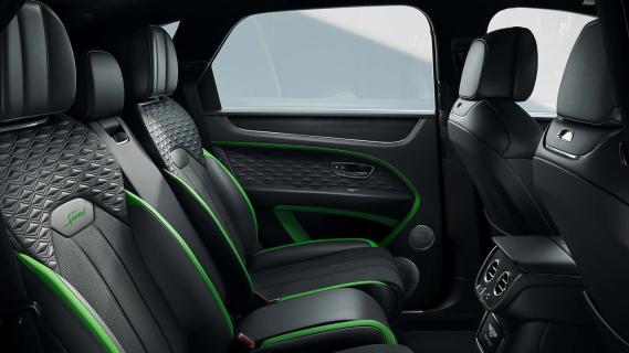 Bentley Bentayga Speed wit (2025) interieur achterbank