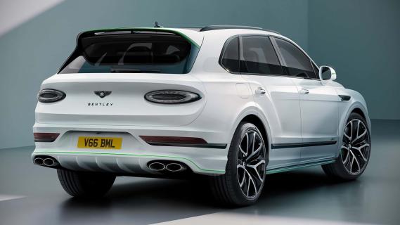 Bentley Bentayga Speed wit (2025) zijkant rechts schuin achter