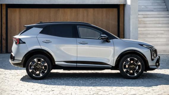 Kia Sportage GT Line grijs (2025) zijkant rechts