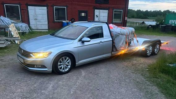 Robert Solstad Volkswagen Passat auto-ambulance zes wielen