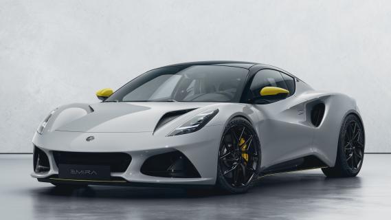 Lotus Emira Turbo SE Racing Line grijs (2025) zijkant links schuin voor