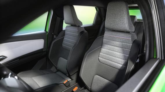 Renault 5 E-Tech electric 5 groen (2025) interieur stoelen grijs stof