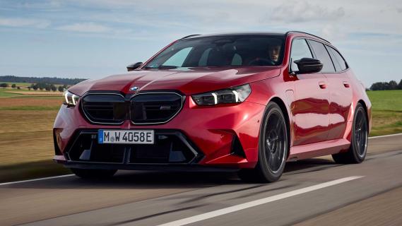 BMW M5 Touring weg