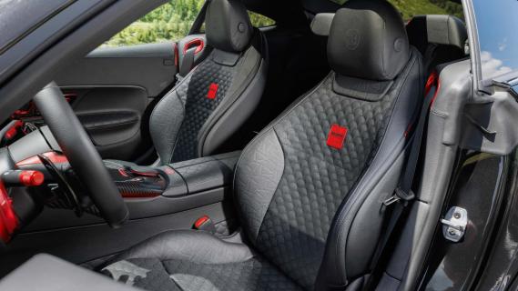 Brabus 1000 (C232) zwart (2025) interieur stoelen