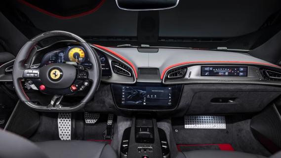 Ferrari Amalfi (2025) rood interieur dashboard