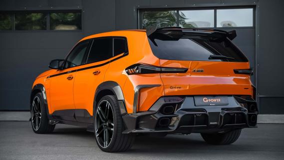 G-Power BMW XM (G09) oranje (2025) zijkant links schuin achter