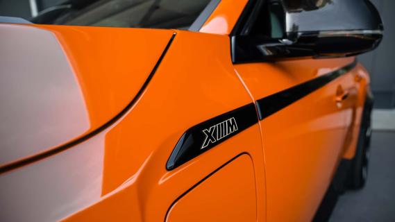 G-Power BMW XM (G09) oranje (2025) zijkant detail