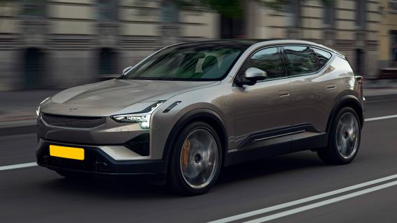 Polestar 3 Long range Single motor beige (2025) zijkant link schuin voor rijdend door straat