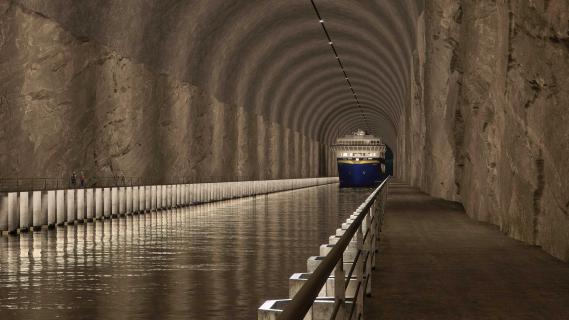 Tunnel voor schepen in Noorwegen