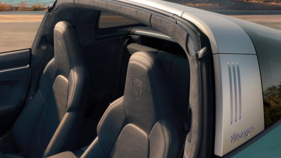 Porsche 911 Targa 4S (992) groen (2025) interieur stoelen achter