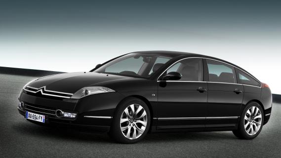 Citroën C6 3.0 V6 HDI zwart (2009) zijkant links schuin voor