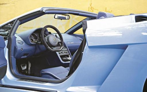 Lamborghini Gallardo Spyder interieur (2006)