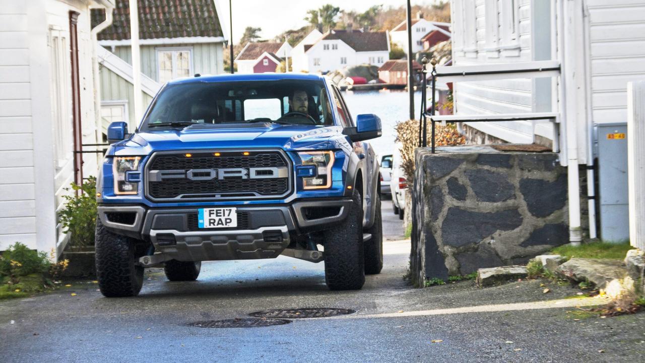 Ford F-150 Raptor Super Cab