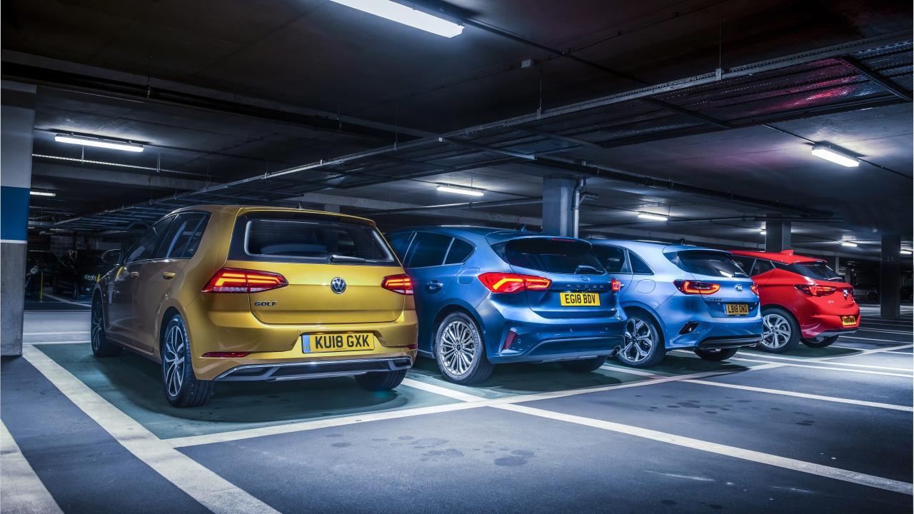 Ford Focus vs Opel Astra vs Kia Ceed vs Volkswagen Golf