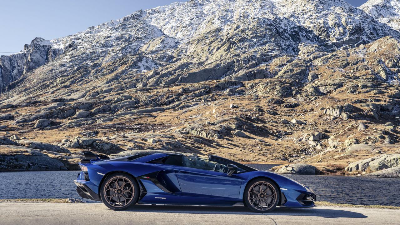 Roadtrip: Lamborghini Aventador SVJ Roadster