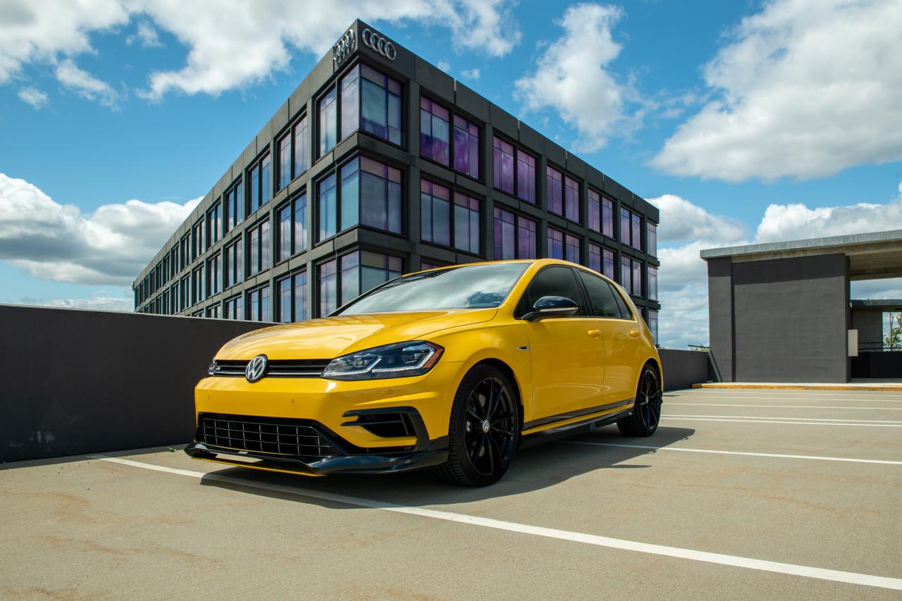 Zeldzaam: Spektrum-kleuren voor de Volkswagen Golf R - TopGear
