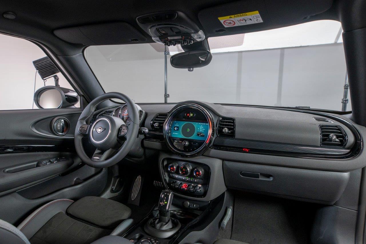 MINI Rockingham GT Edition brengt klassiek rijplezier terug - TopGear