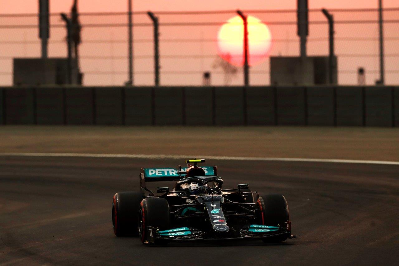 2e vrije training van de GP van Abu Dhabi 2021 TopGear 2e vrije training van de GP van Abu Dhabi 2021 TopGear
