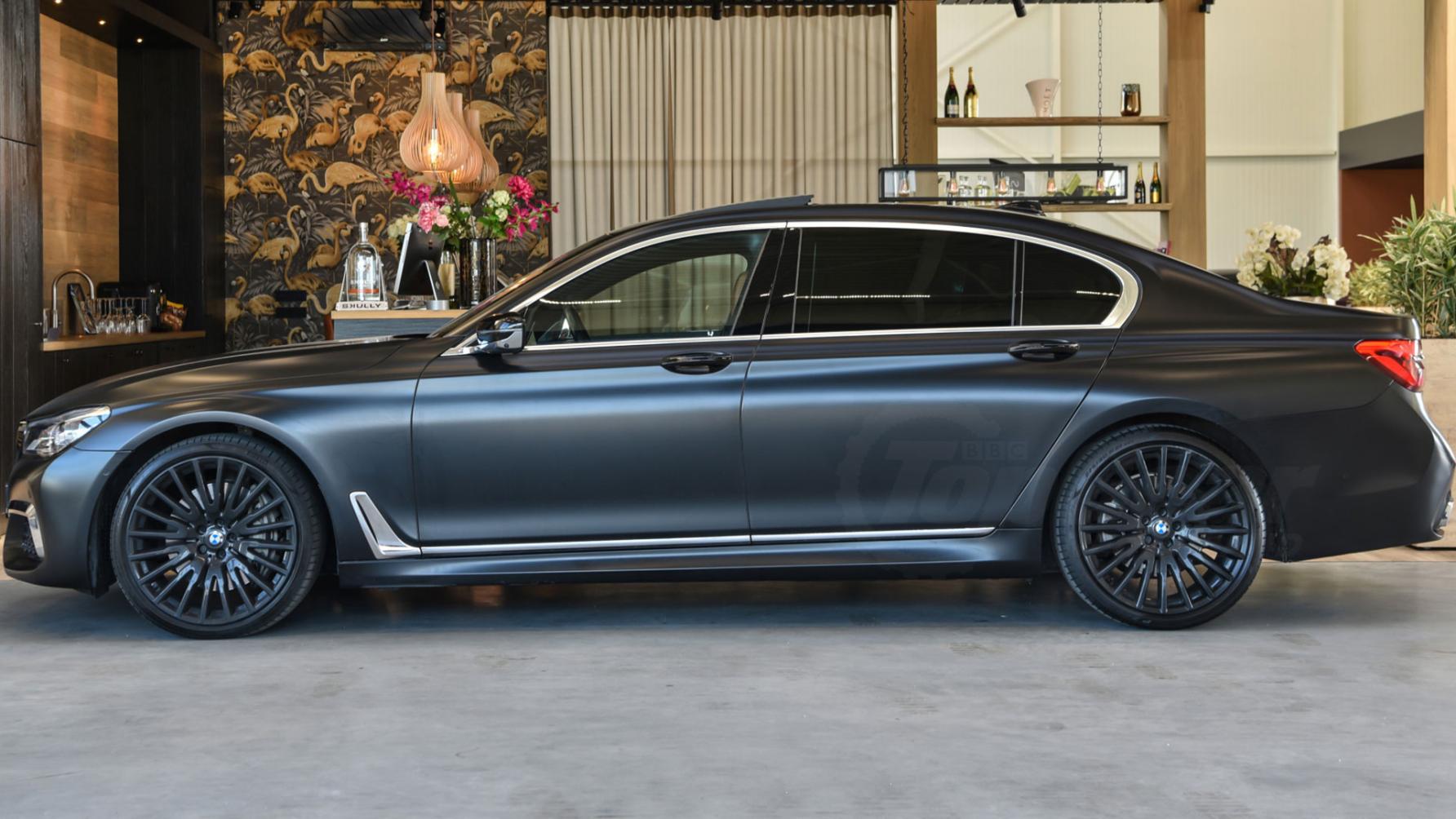 De nieuwe auto van Michael van Gerwen - TopGear Nederland