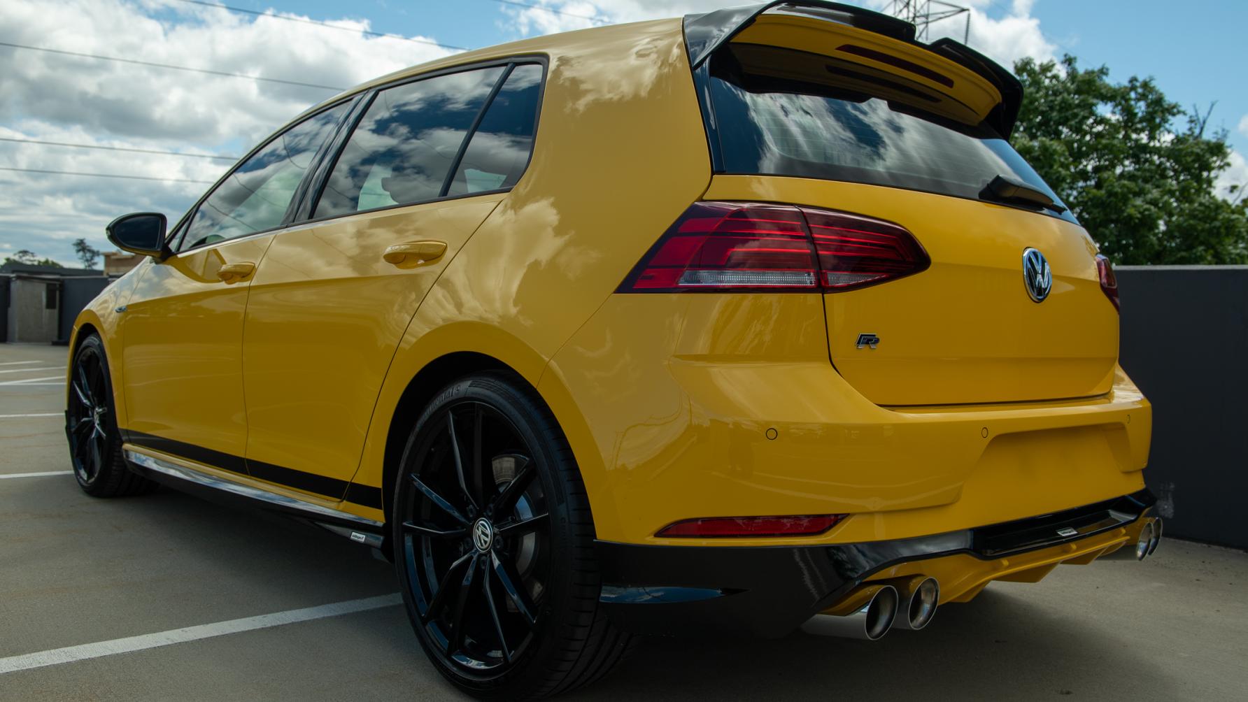 Zeldzaam: Spektrum-kleuren voor de Volkswagen Golf R - TopGear