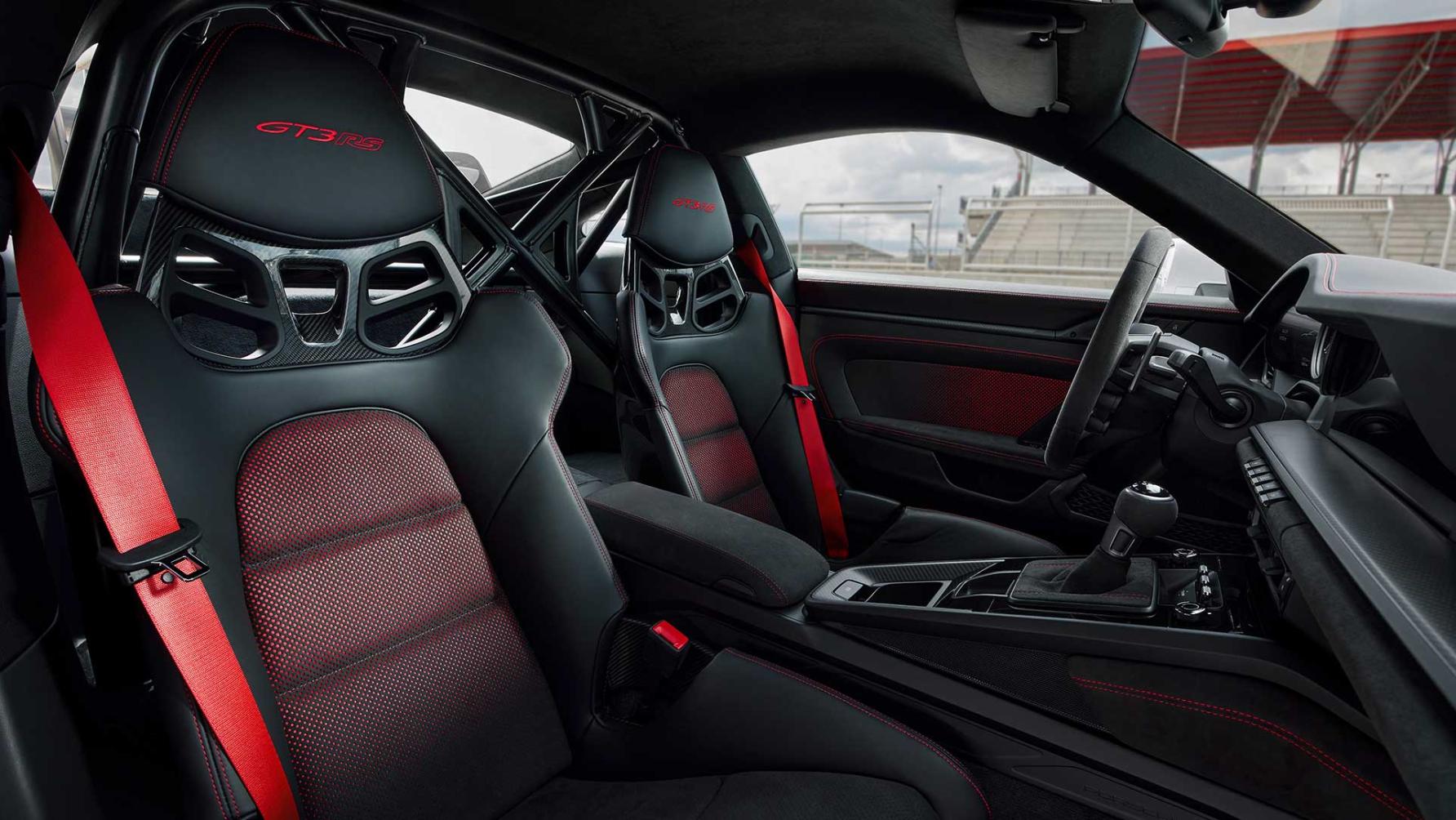 De nieuwe Porsche 911 GT3 RS (992) heeft werkende DRS!