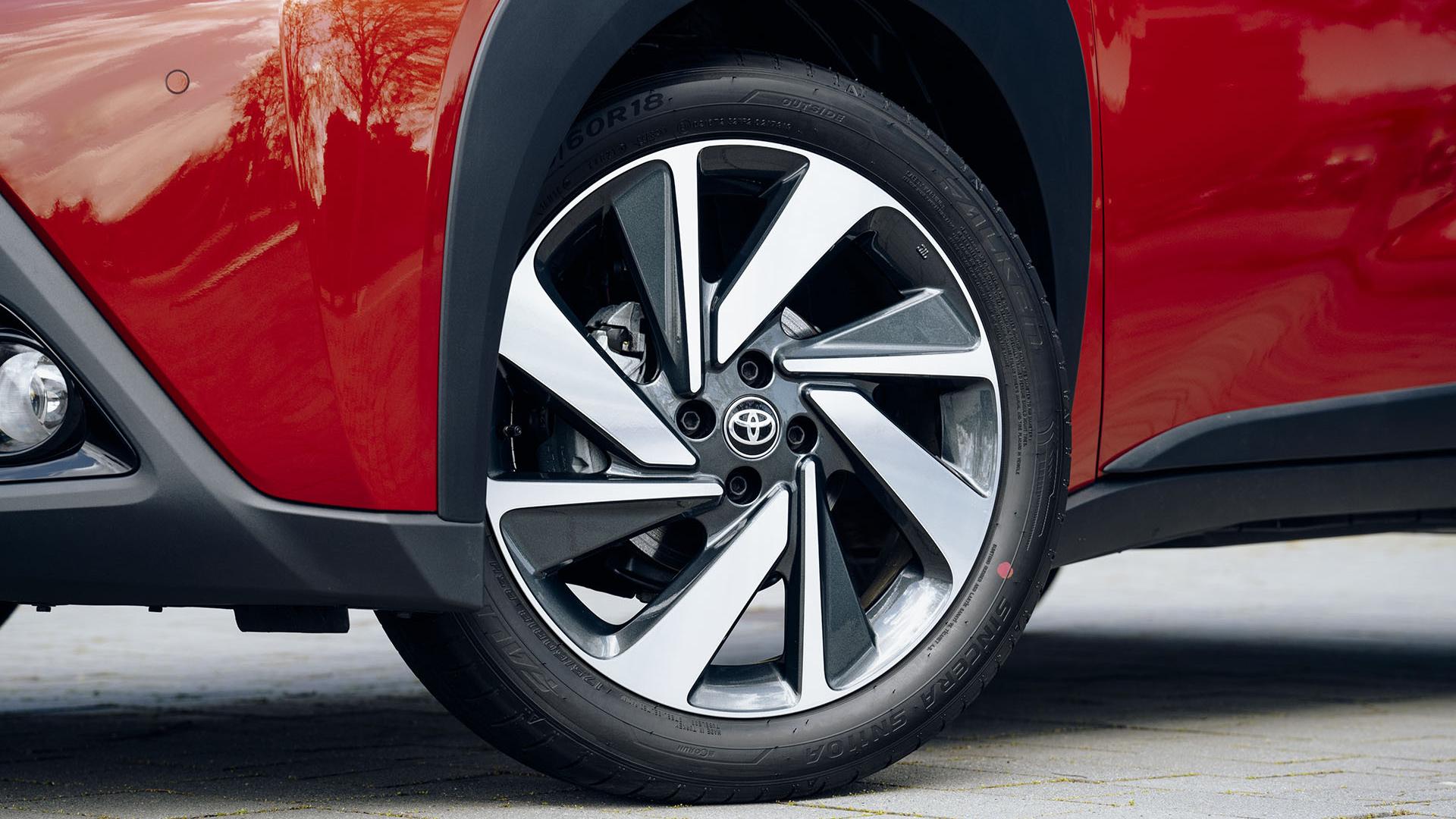 Al volante del Toyota Aygo X Cross 2022 - | Revista del Motor