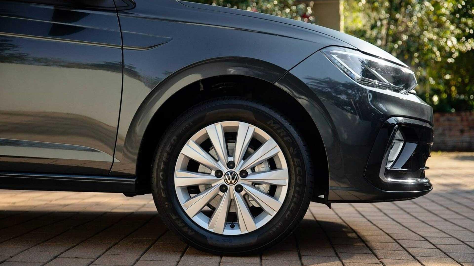 Dit is de nieuwe Volkswagen Polo Sedan, maar er is een klein probleempje