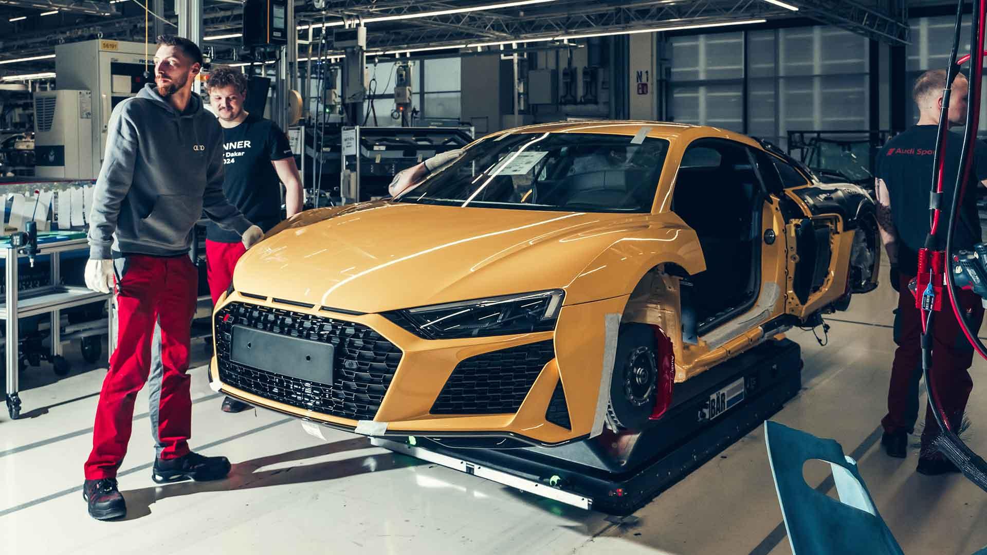 Laatste Audi R8 skelet schuin voor