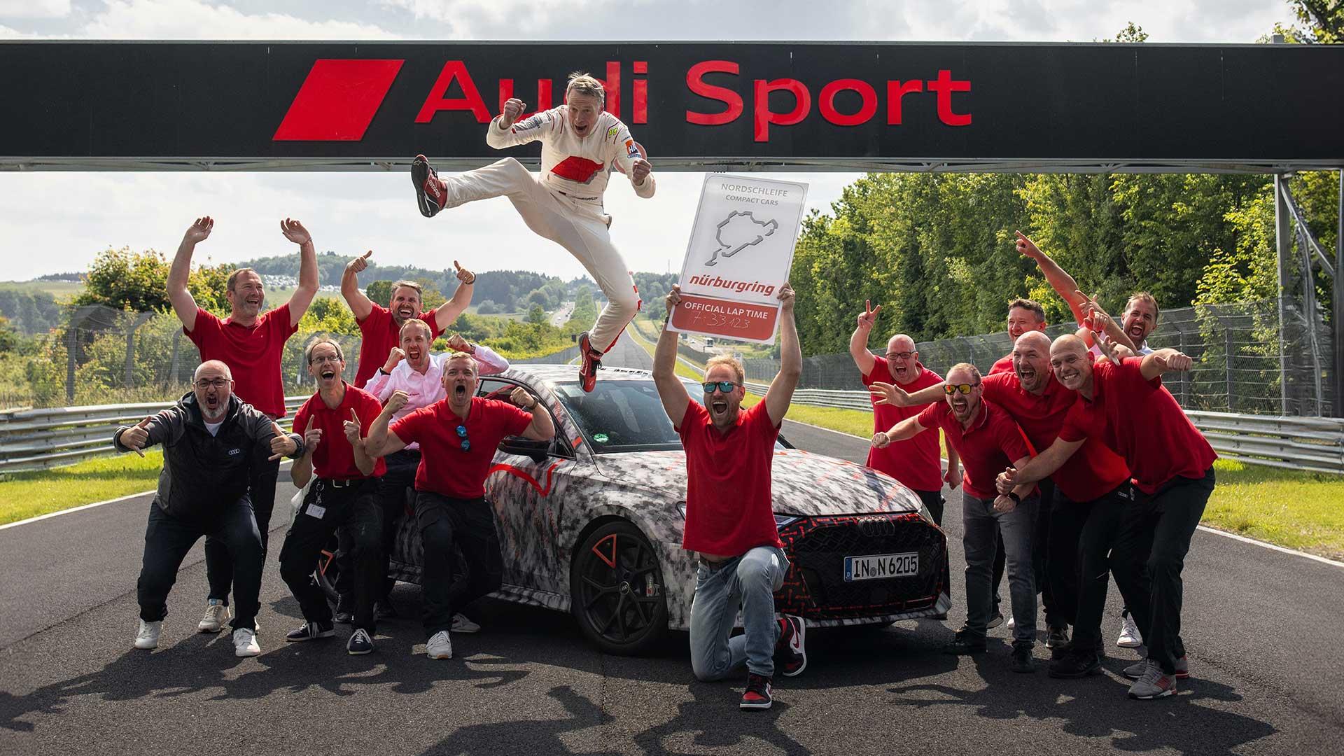 Audi RS 3 sedan (Pre-productiemodel) 2024 Nürburgring Nordschleife record compacte auto's team