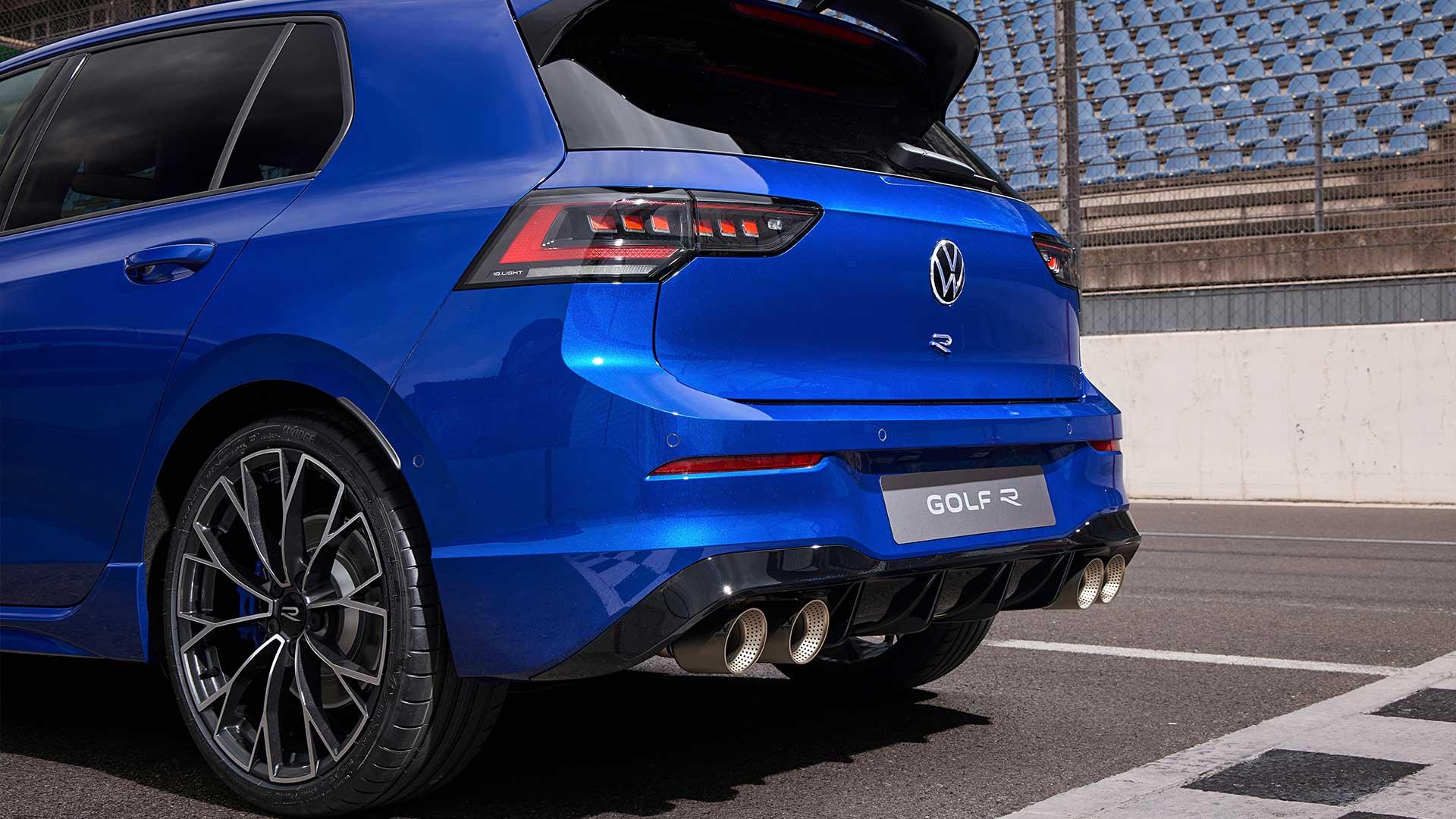 Volkswagen Golf R 8.5 (2024) schuin achter laag