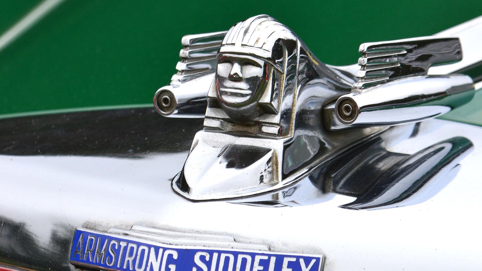 Armstrong Siddeley Rocket Sphinx ornament