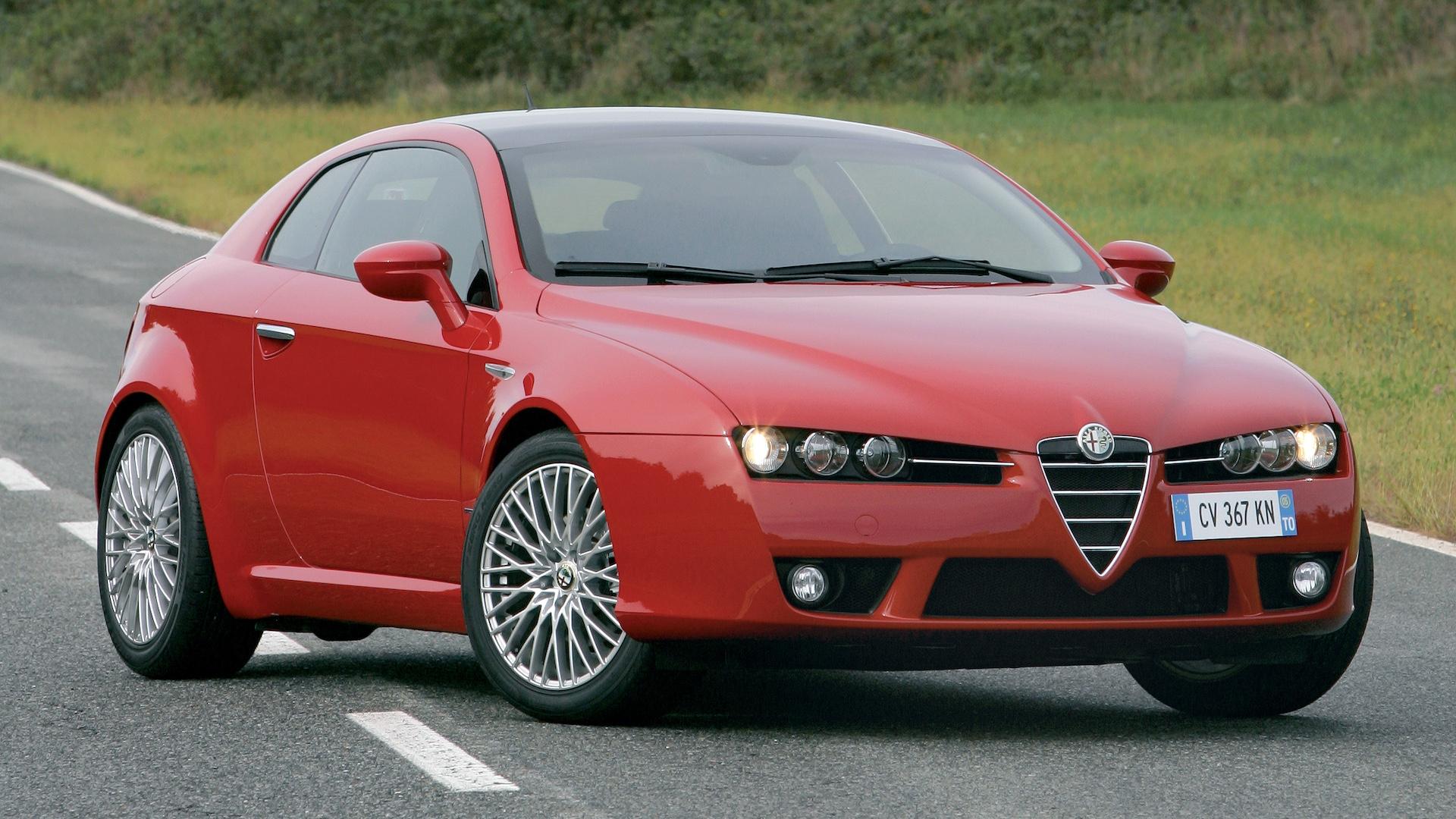 Alfa Romeo Brera rood zijkant voor