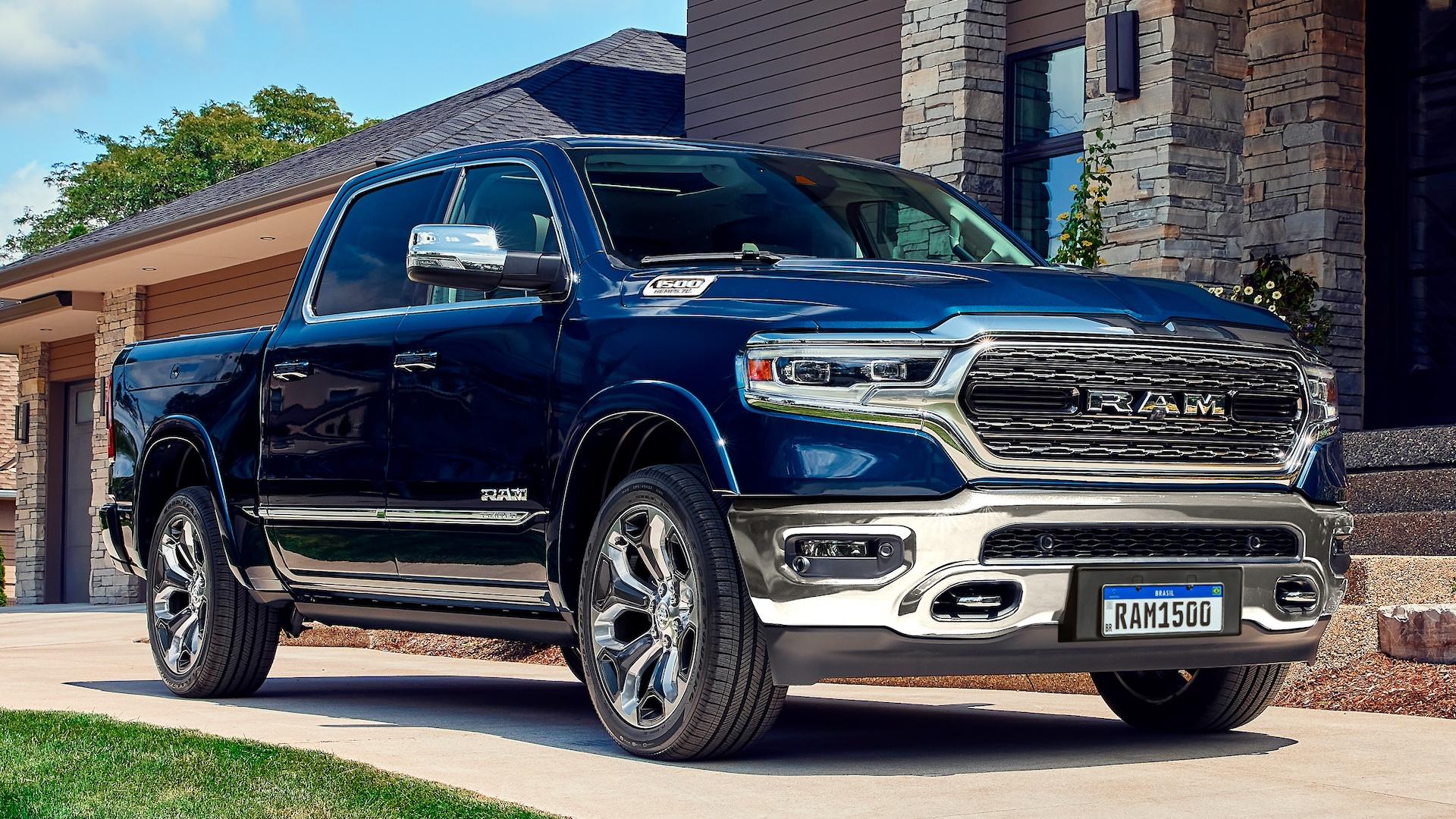 Dodge Ram Crew Cab Limited blauw rechtsvoor zijkant