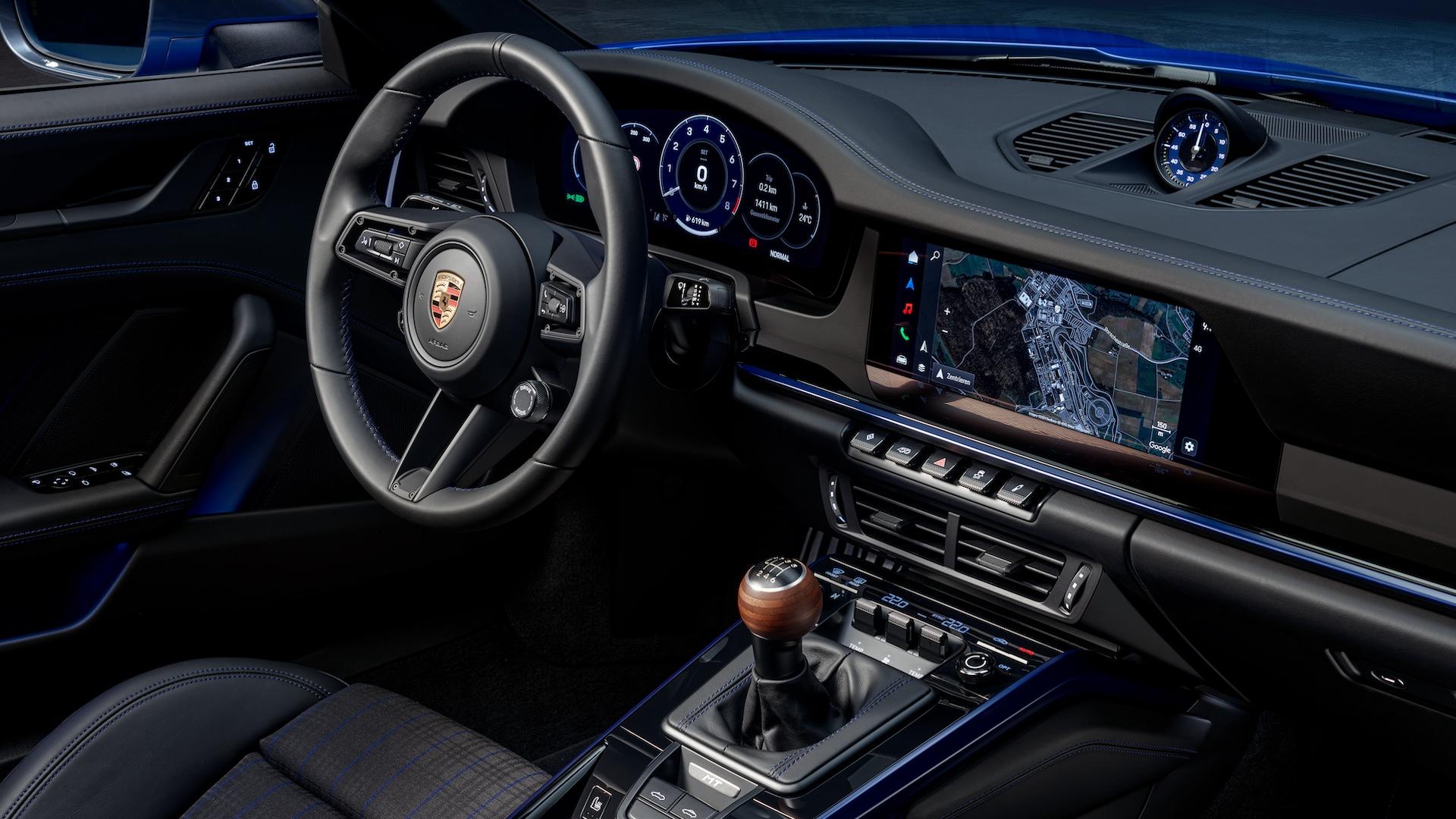 Porsche 911 Carrera T handbak interieur