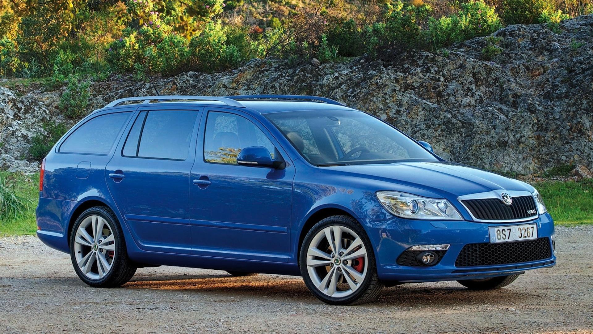 Skoda Octavia RS Combi TDI facelift (1Z) blauw (2010) zijkant voor schuin rechts