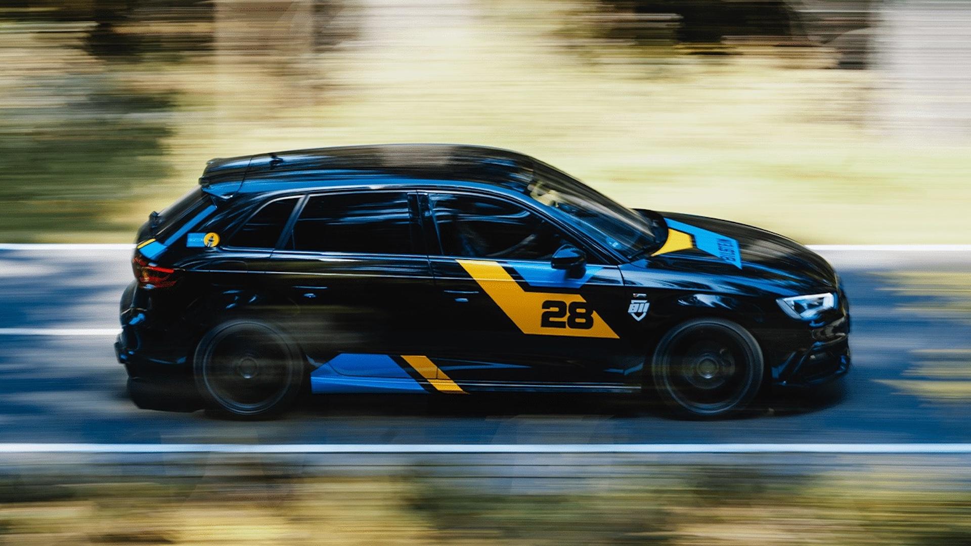 Audi RS3 zijkant zwart verlaagd Bilstein