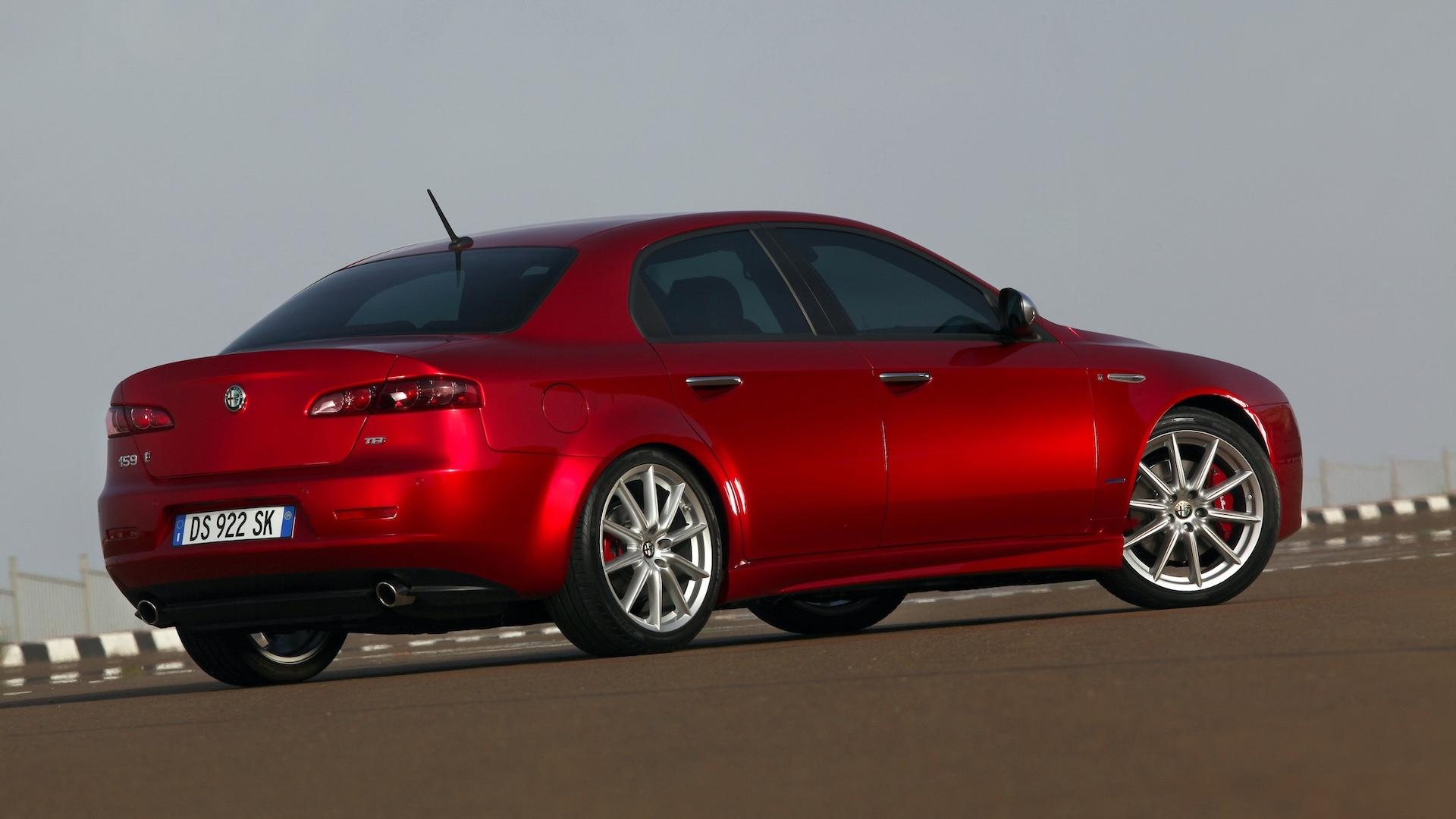 Alfa Romeo 159 Ti 1750 TBI (939A) Rosso Competizione rood (2009) zijkant rechts achter schuin lijstje betaalbare sportsedans