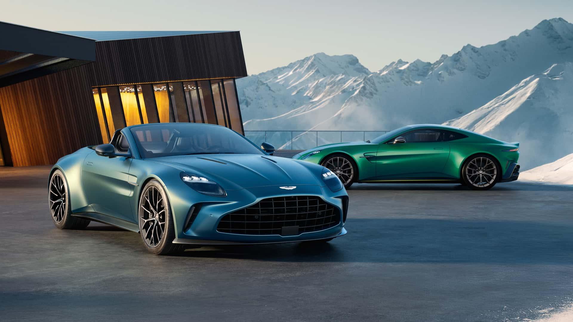 Aston Martin Vantage Roadster (2025) groen zijkant rechtsvoor coupe zijkant links