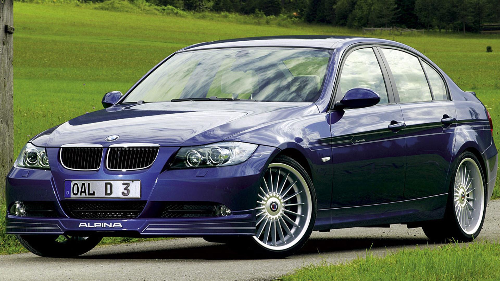 Alpina D3 Limousine (E90) blauw (2007) zijkant links schuin voor